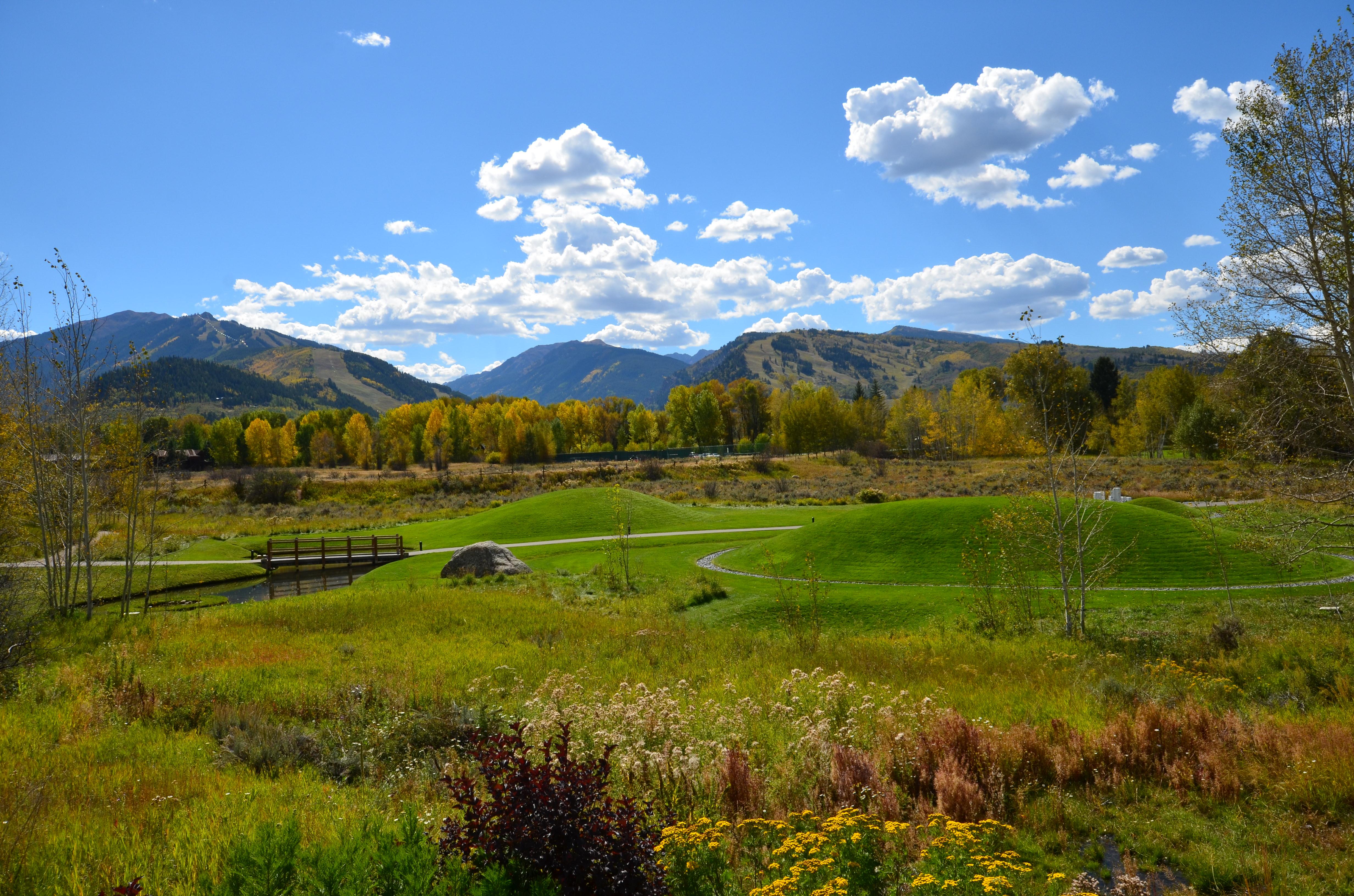 Aspen Meadows Resort Luaran gambar