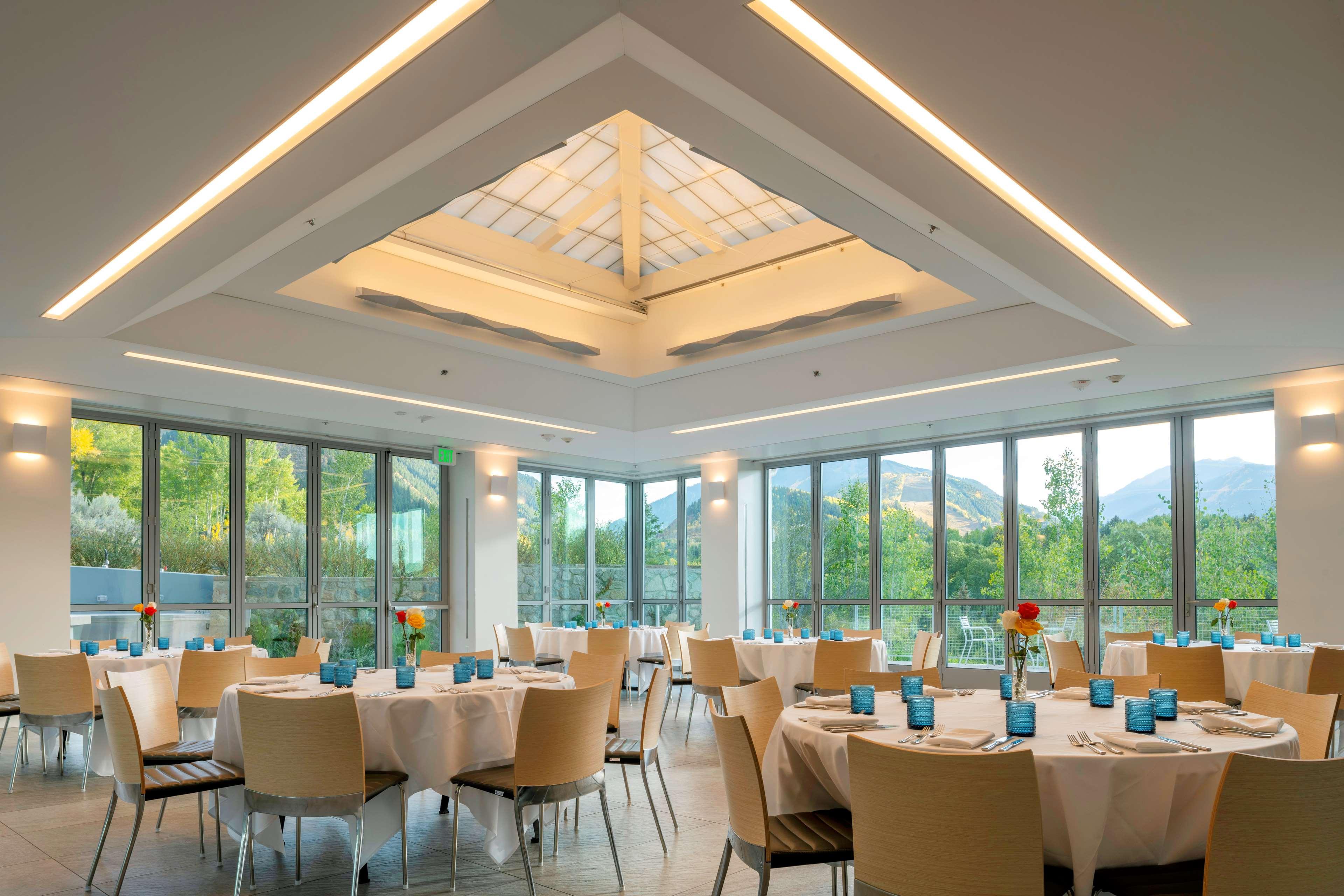 Aspen Meadows Resort Luaran gambar