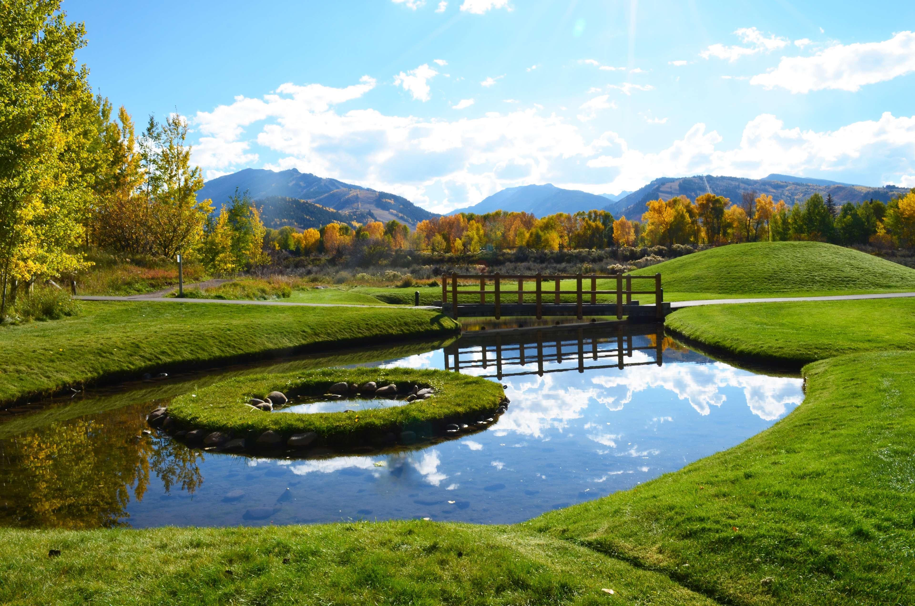 Aspen Meadows Resort Luaran gambar