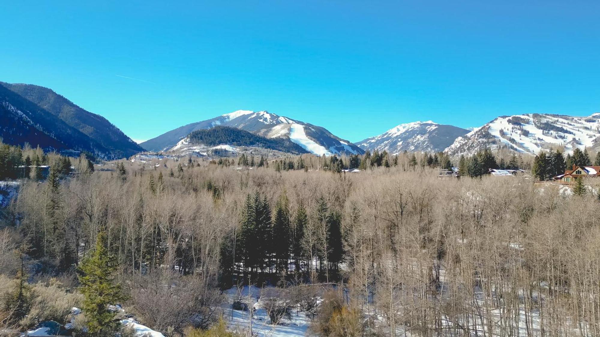 Aspen Meadows Resort Luaran gambar